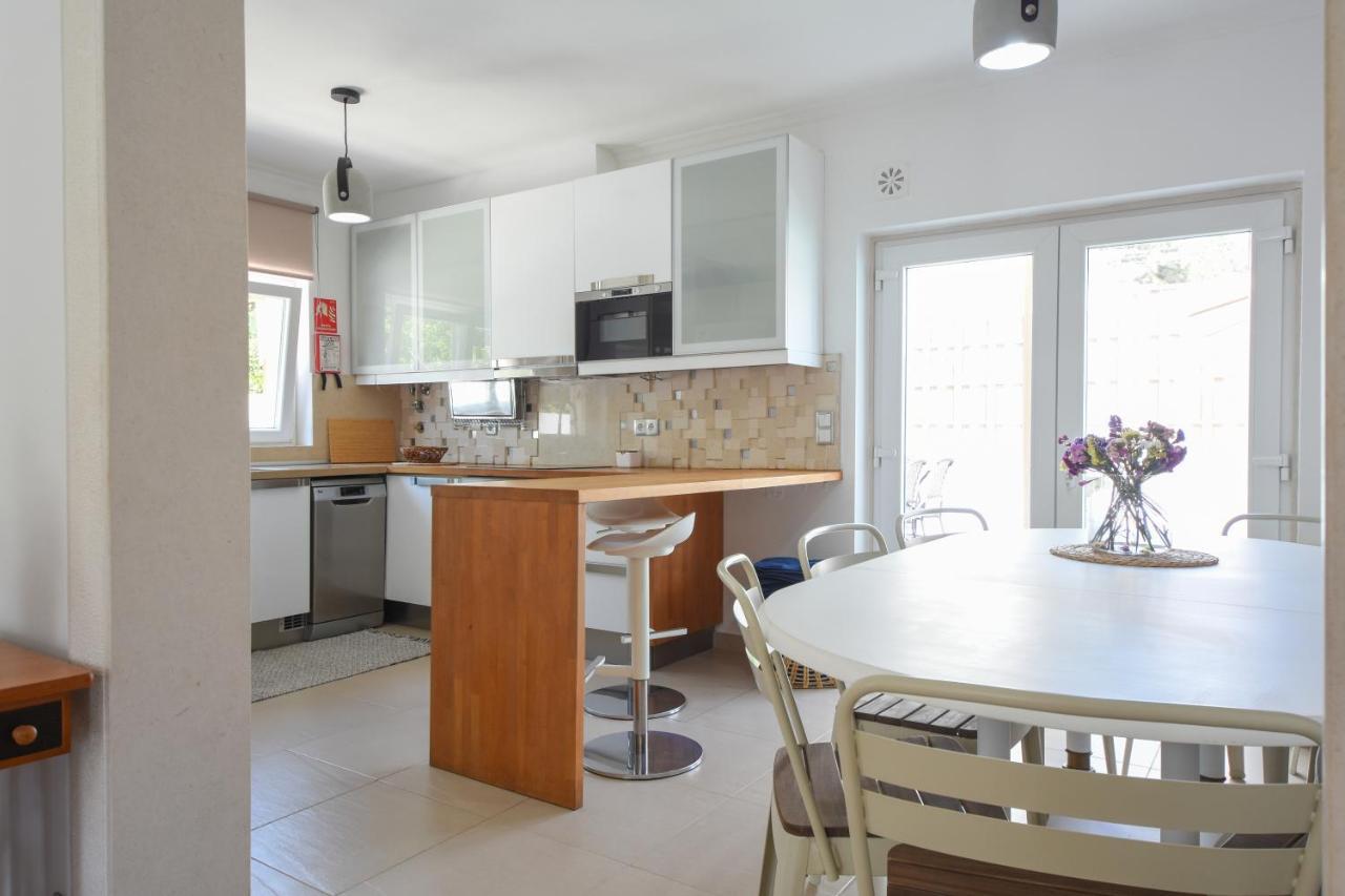 Aroeira Villa With Heated Pool By Golf Course, Beach And Lisbon Exteriér fotografie