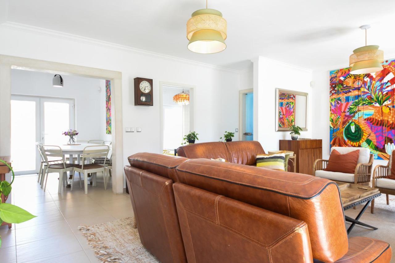 Aroeira Villa With Heated Pool By Golf Course, Beach And Lisbon Exteriér fotografie